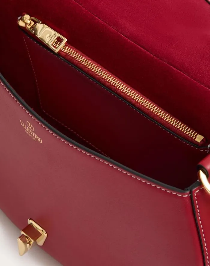 Valentino Shoulder Bags Woman Small Valentino Garavani Ohval Shoulder Bag In Nappa Calfskin For Woman In Rosso Valentino Rosso Valentino Valentino Shoulder Bags Woman Small Valentino Garavani Ohval Shoulder Bag In Nappa Calfskin For Woman In Rosso Valentino Rosso Valentino