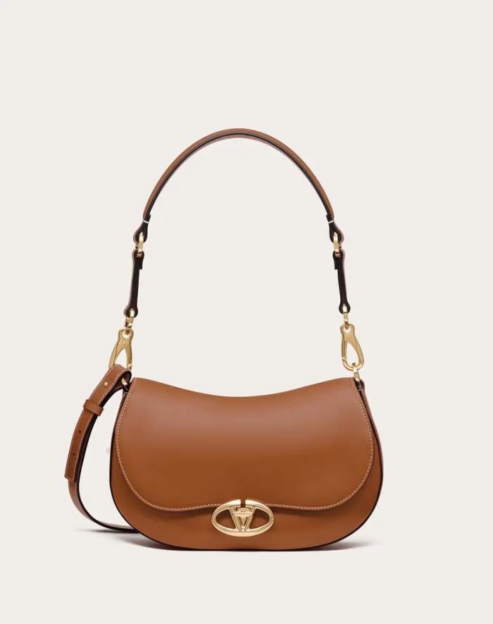 Valentino Shoulder Bags Woman Small Valentino Garavani Ohval Shoulder Bag In Nappa Calfskin For Woman In Rosso Valentino Rosso Valentino Valentino Shoulder Bags Woman Small Valentino Garavani Ohval Shoulder Bag In Nappa Calfskin For Woman In Rosso Valentino Rosso Valentino
