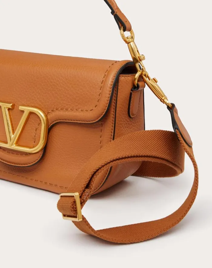 Valentino Shoulder Bags Woman Valentino Garavani Alltime Grainy Calfskin Shoulder Bag For Woman In Almond Almond Valentino Shoulder Bags Woman Valentino Garavani Alltime Grainy Calfskin Shoulder Bag For Woman In Almond Almond