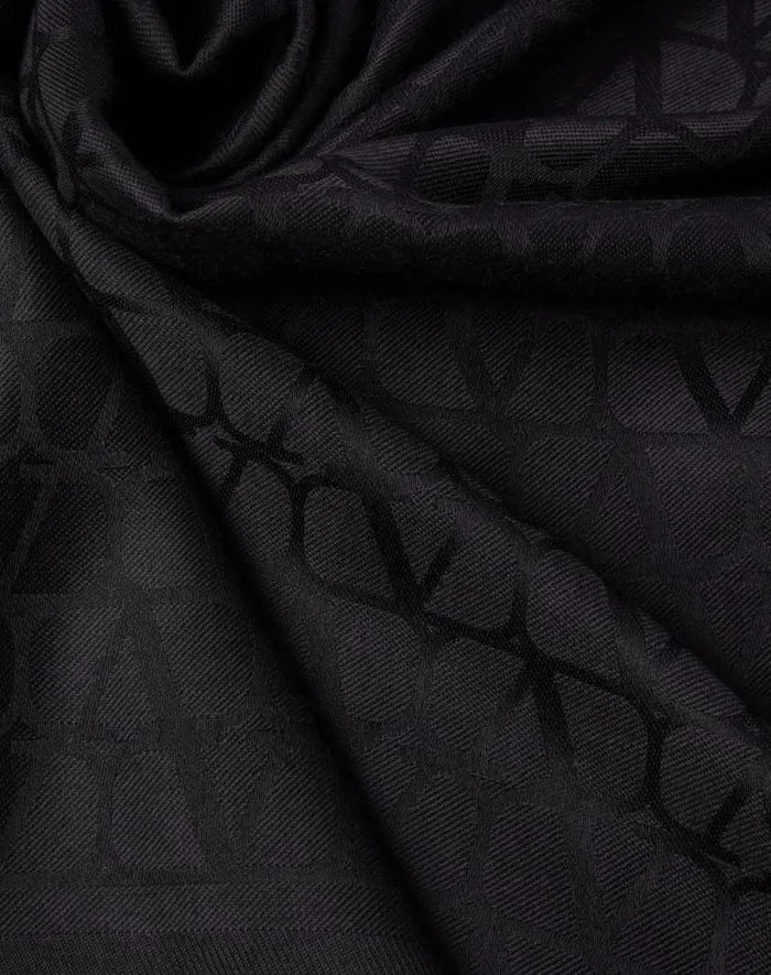 Valentino Soft Accessories Woman Toile Iconographe Wool And Silk Shawl For Woman In Black Black Valentino Soft Accessories Woman Toile Iconographe Wool And Silk Shawl For Woman In Black Black