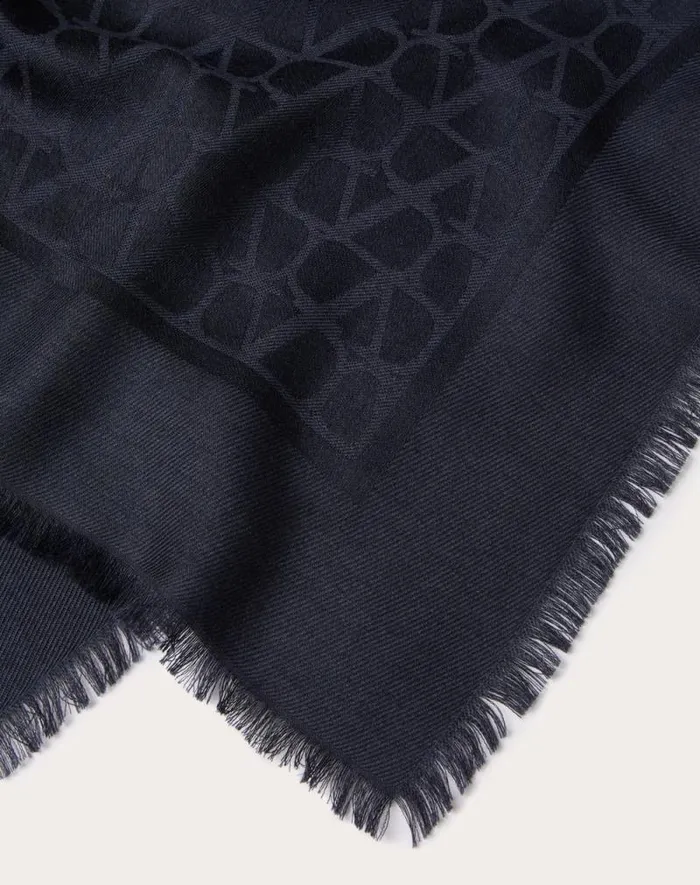 Valentino Soft Accessories Woman Toile Iconographe Wool And Silk Shawl For Woman In Black Black Valentino Soft Accessories Woman Toile Iconographe Wool And Silk Shawl For Woman In Black Black