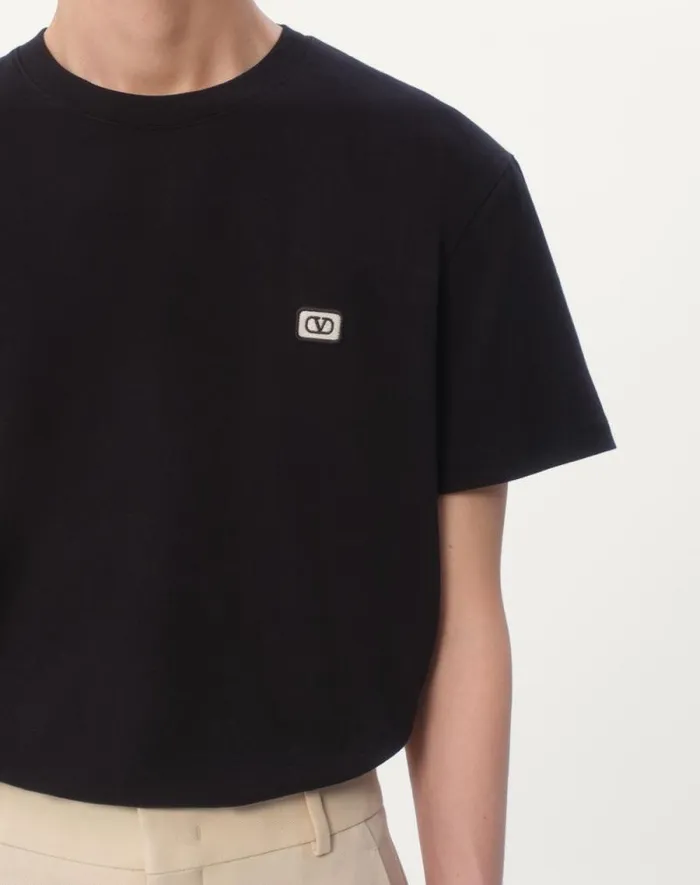 Valentino Tshirts And Sweatshirts Man Cotton Tshirt With Vlogo Patch For Man In Blue Blue Valentino Tshirts And Sweatshirts Man Cotton Tshirt With Vlogo Patch For Man In Blue Blue