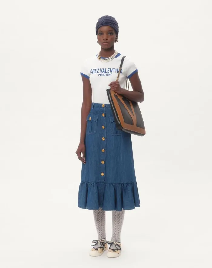 Valentino Tshirts And Sweatshirts Woman Jersey Cotton Tshirt For Woman In Ivoryelectric Blue Ivoryelectric Blue Valentino Tshirts And Sweatshirts Woman Jersey Cotton Tshirt For Woman In Ivoryelectric Blue Ivoryelectric Blue