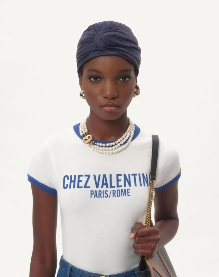 Valentino Tshirts And Sweatshirts Woman Jersey Cotton Tshirt For Woman In Ivoryelectric Blue Ivoryelectric Blue Valentino Tshirts And Sweatshirts Woman Jersey Cotton Tshirt For Woman In Ivoryelectric Blue Ivoryelectric Blue