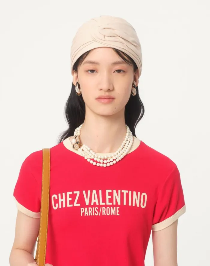 Valentino Tshirts And Sweatshirts Woman Jersey Cotton Tshirt For Woman In Ivoryelectric Blue Ivoryelectric Blue Valentino Tshirts And Sweatshirts Woman Jersey Cotton Tshirt For Woman In Ivoryelectric Blue Ivoryelectric Blue