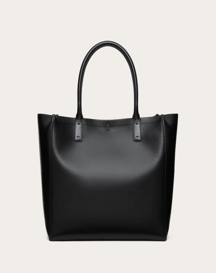 Valentino Totes Man Medium Vlogo Locker Leather Shopping Bag For Man In Black Black Valentino Totes Man Medium Vlogo Locker Leather Shopping Bag For Man In Black Black