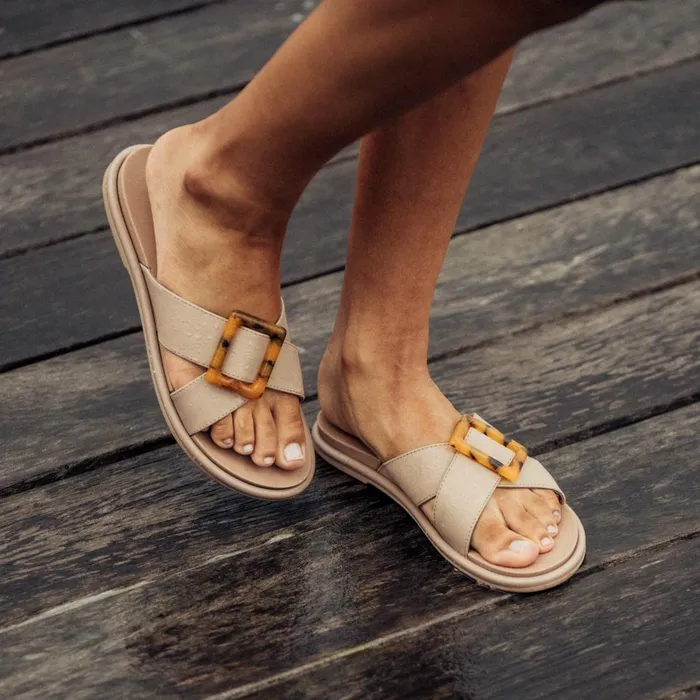 WaterFriendly Women Olukai Lai Slide Slide Beach Sandals 8211 Taupe