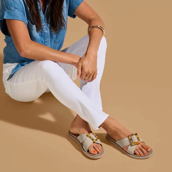 WaterFriendly Women Olukai Lai Slide Slide Beach Sandals 8211 Taupe