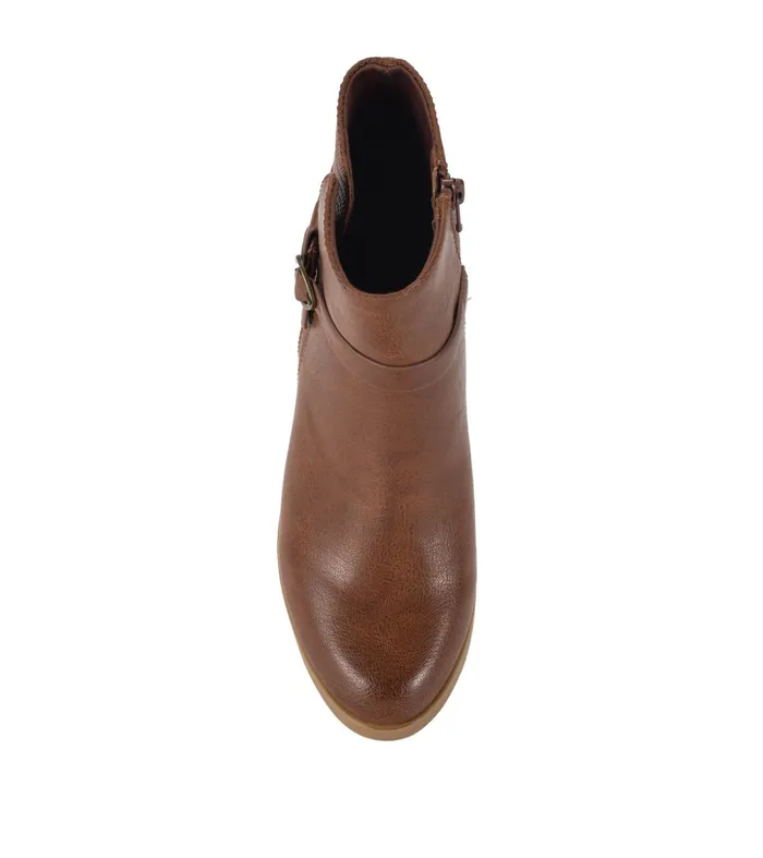 Women Baretraps Booties Linda Block Heel Bootie Cognac