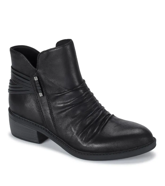 Women Baretraps Booties Sazzie Bootie Black