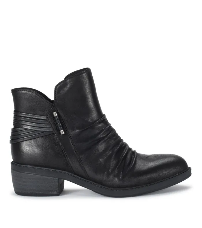 Women Baretraps Booties Sazzie Bootie Black