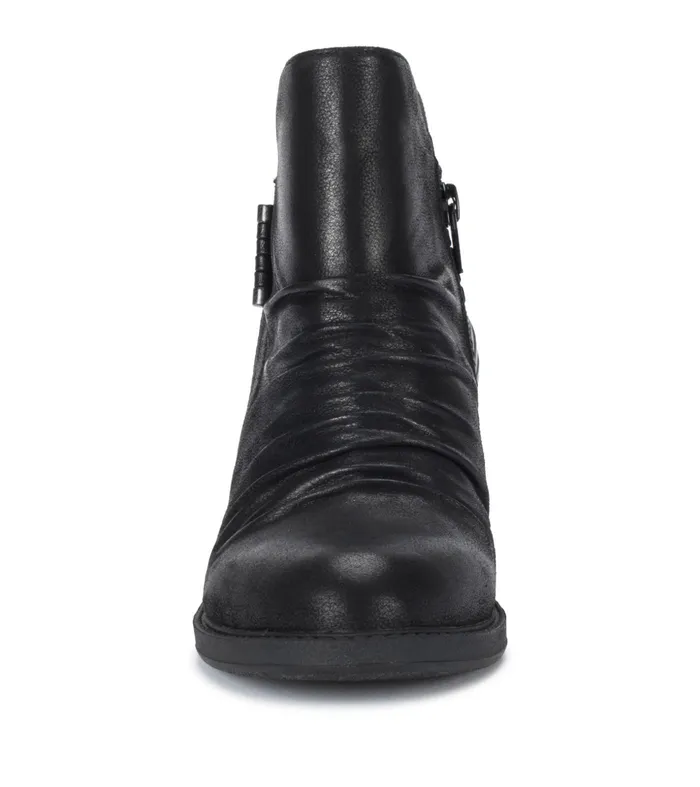 Women Baretraps Booties Sazzie Bootie Black