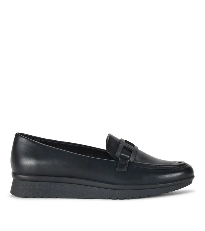 Women Baretraps Flats and Loafers Addison Slip On Loafer Black