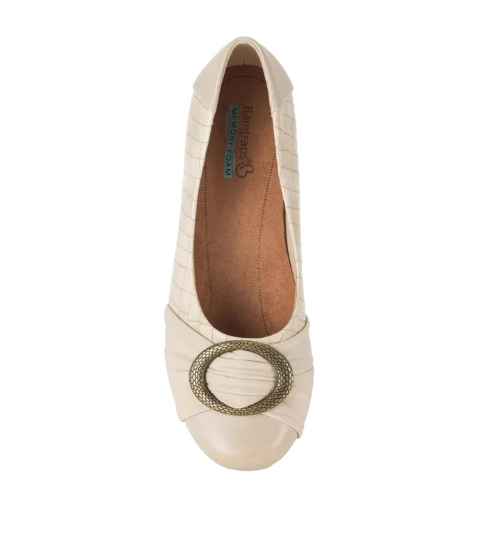Women Baretraps Flats and Loafers Mabely Flat Milkyway