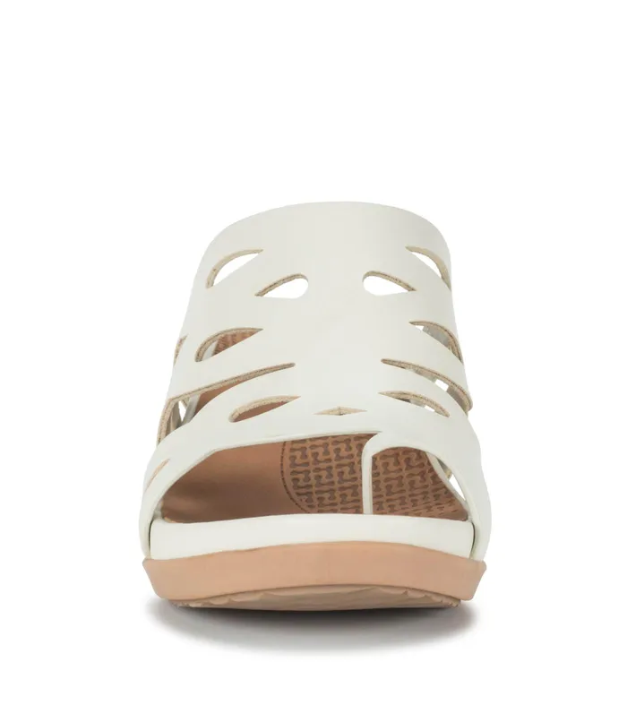 Women Baretraps Posture Plus Sandals Demetra Wedge Slide Sandal Cream