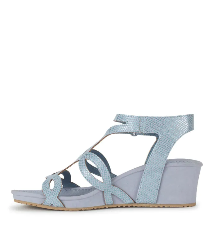Women Baretraps Rebound Sandals Raeanne Wedge Sandal Lagoon