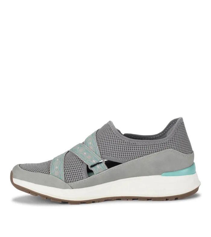 Women Baretraps Slipon Sneakers Bianna Slip On Sneaker Light Grey