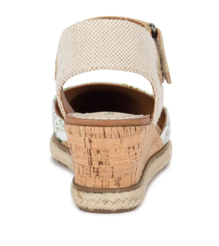 Women Baretraps Wedge Sandals Ocean Closed Toe Wedge Sandal White Multi Flower Canvas