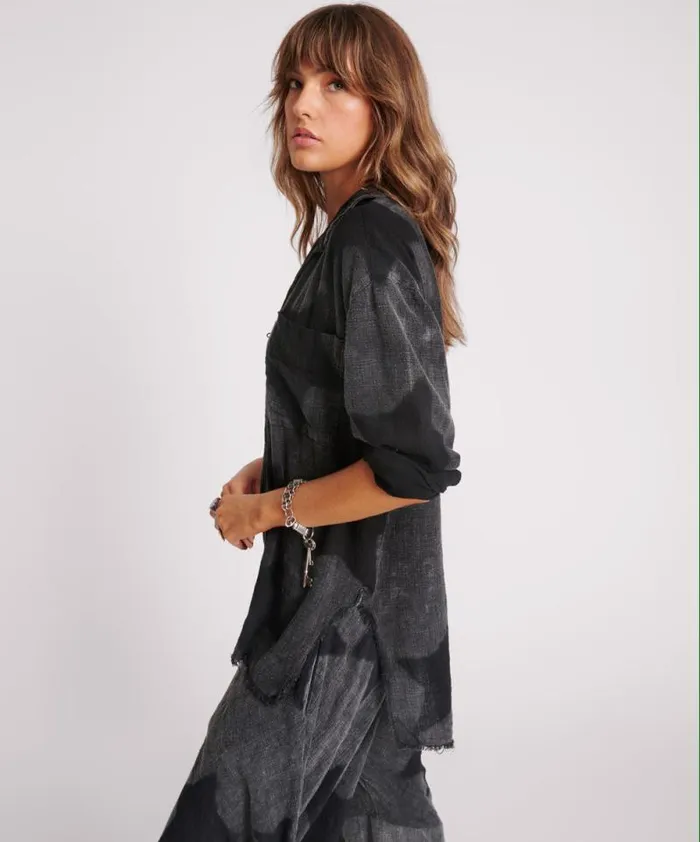 Women BLACK STAR MUSLIN LONGLINE SHIRT One Teaspoon Shirts Women BLACK STAR MUSLIN LONGLINE SHIRT One Teaspoon Shirts