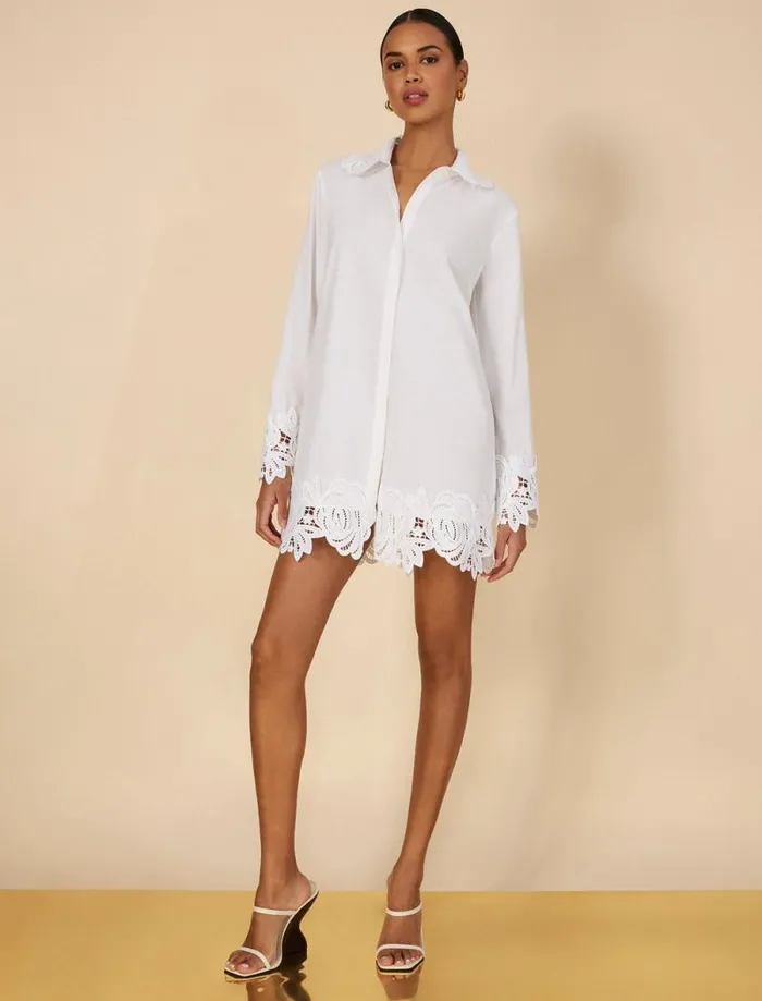 Women Lace Appliqu ButtonUp Top White BCBG Tops