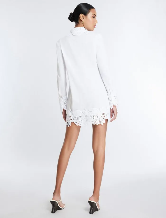 Women Lace Appliqu ButtonUp Top White BCBG Tops Women Lace Appliqu ButtonUp Top White BCBG Tops