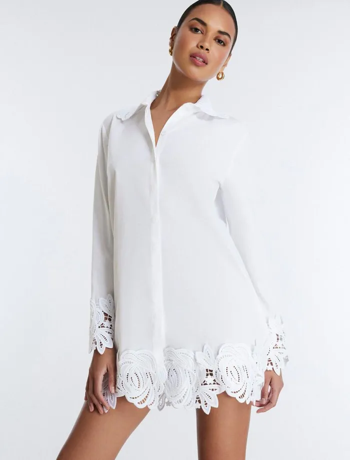 Women Lace Appliqu ButtonUp Top White BCBG Tops Women Lace Appliqu ButtonUp Top White BCBG Tops