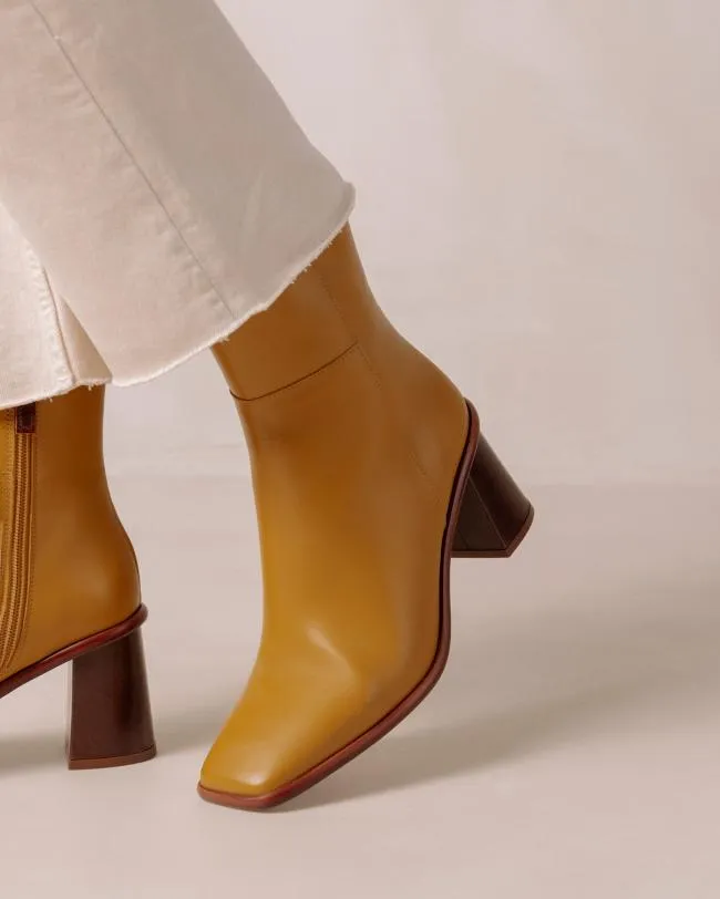 ALOHAS Boots West Vintage 8211 Yellow Leather Boots 8211 Women
