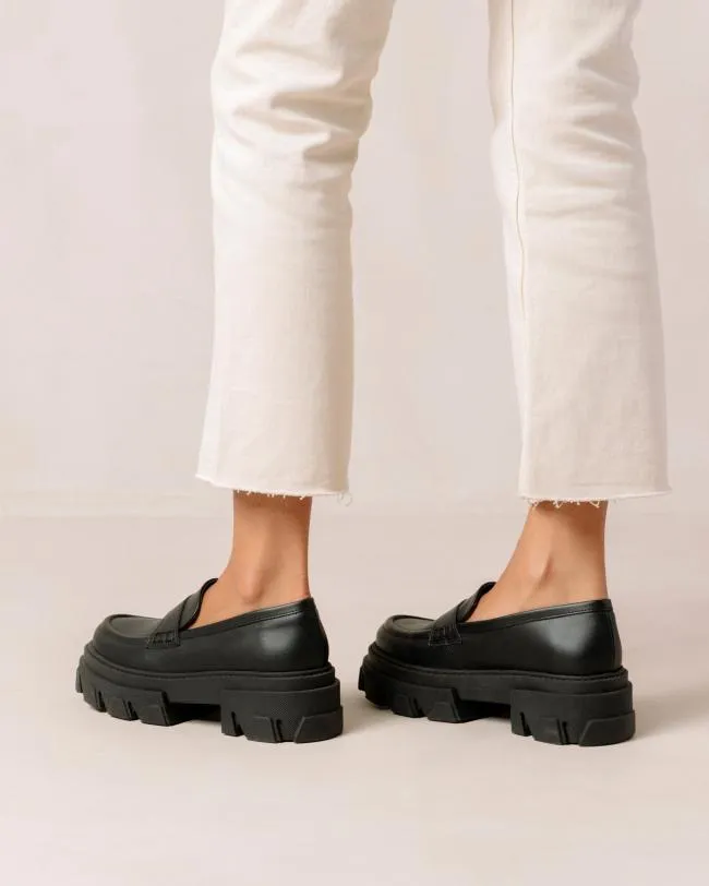 ALOHAS Loafers Trailblazer Corn 8211 Black Vegan Leather Loafers 8211 Women
