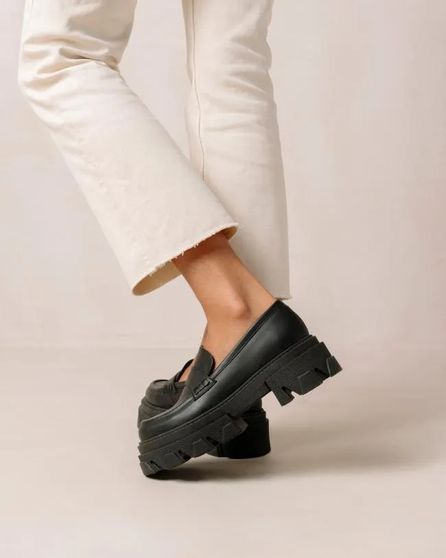 ALOHAS Loafers Trailblazer Corn 8211 Black Vegan Leather Loafers 8211 Women