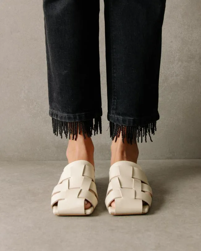 ALOHAS Mules Barney 8211 White Leather Mules 8211 Women
