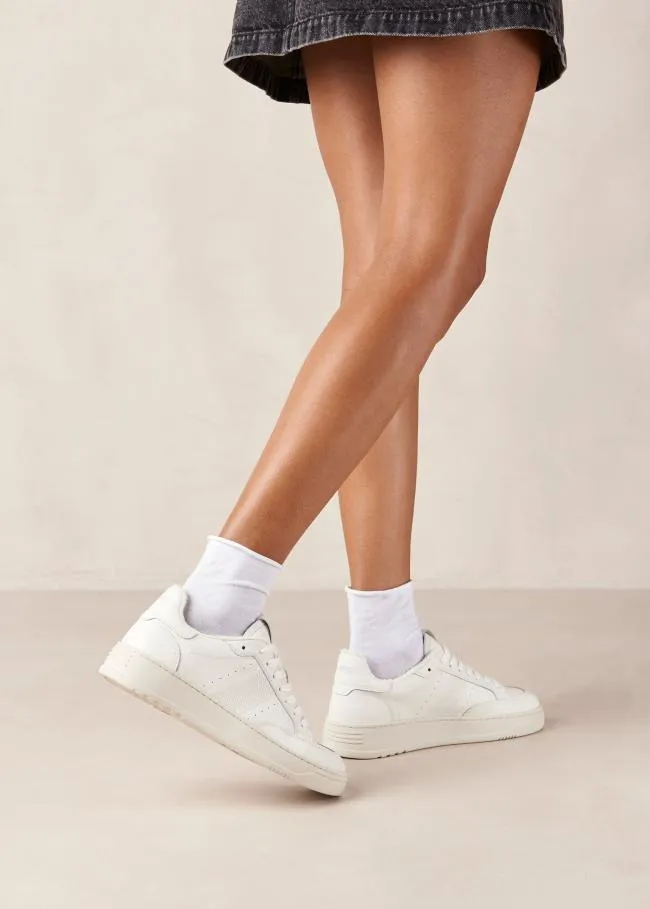 ALOHAS Sneakers Tb780 8211 White LowTop Sneakers 8211 Women