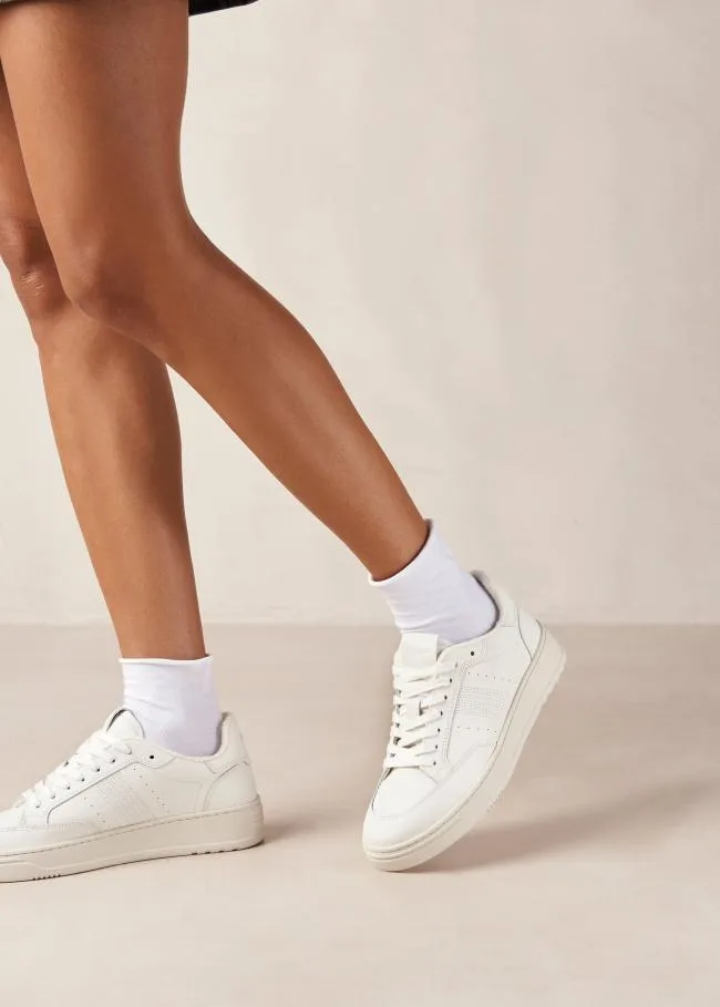ALOHAS Sneakers Tb780 8211 White LowTop Sneakers 8211 Women