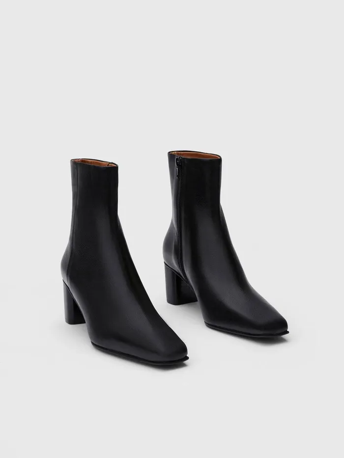ATP Atelier Icon Shoes Praia Black Nappa Ankle Boots Black 8211 Women