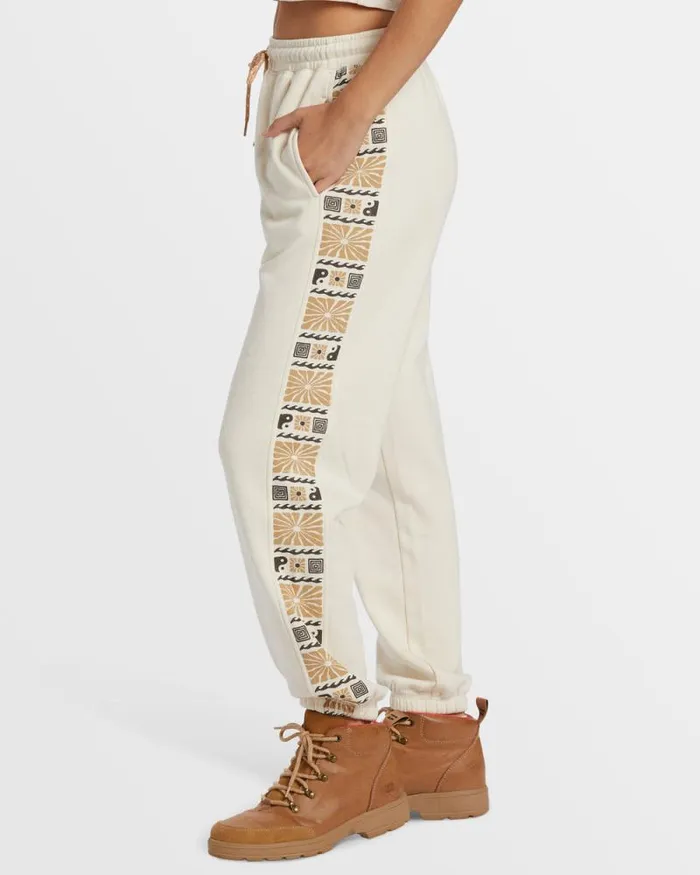 Billabong Jeans and Pants Surf Adventure Elastic Waist Sweatpants White Cap 8211 Women Billabong Jeans and Pants Surf Adventure Elastic Waist Sweatpants White Cap 8211 Women
