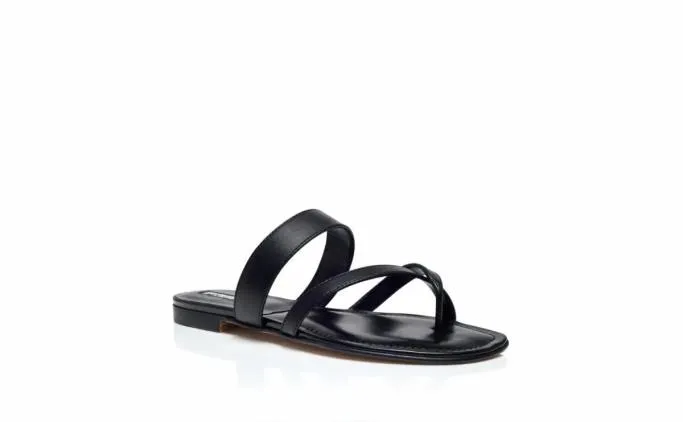 Flats Women Manolo Blahnik SUSABlack Nappa Leather Crossover Flat Sandals Flats Women Manolo Blahnik SUSABlack Nappa Leather Crossover Flat Sandals