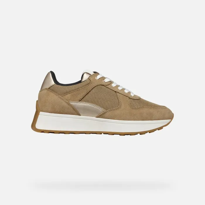 Geox Sneakers AMABEL WOMAN Taupe Low Top Sneakers Taupe 8211 Woman