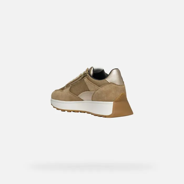 Geox Sneakers AMABEL WOMAN Taupe Low Top Sneakers Taupe 8211 Woman