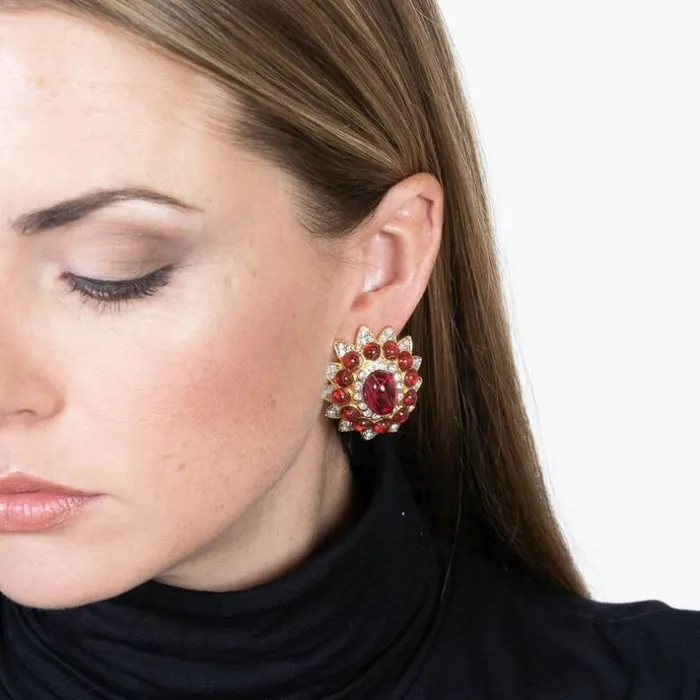 Kenneth Jay Lane Clear Crystal Earrings Women Flawed Ruby Cabochon Clip Earrings Kenneth Jay Lane Clear Crystal Earrings Women Flawed Ruby Cabochon Clip Earrings