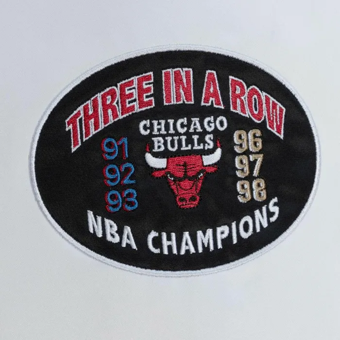 Men039s Jackets and Outerwear Mitchell and Ness City Collection Lightweight Satin Jacket Chicago Bulls Men039s Jackets and Outerwear Mitchell and Ness City Collection Lightweight Satin Jacket Chicago Bulls
