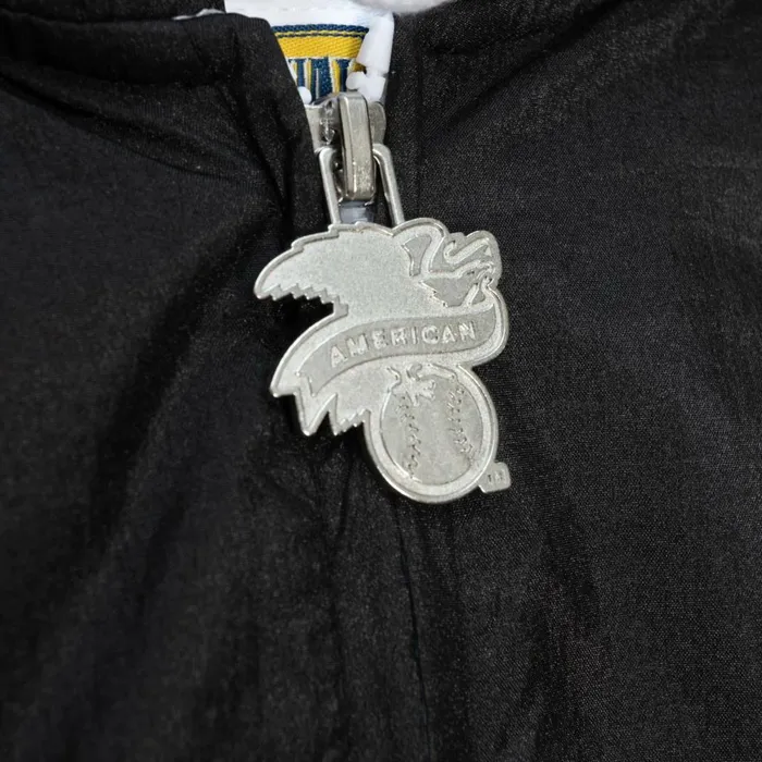 Men039s Jackets and Outerwear Mitchell and Ness Undeniable Full Zip Windbreaker Chicago White Sox Men039s Jackets and Outerwear Mitchell and Ness Undeniable Full Zip Windbreaker Chicago White Sox