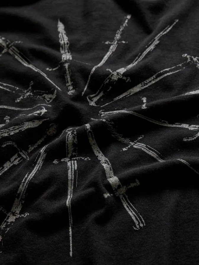 Men Graphic Tees John Varvatos DAGGERS CIRCLE TEE Black