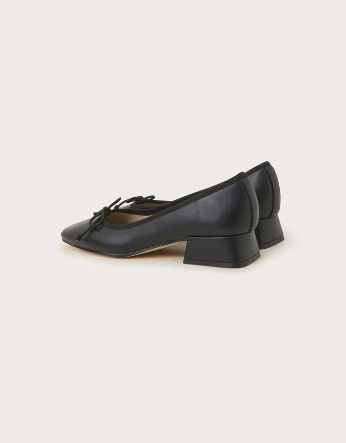 Monsoon SquaredToe Block Heels Black Women Sandals Monsoon SquaredToe Block Heels Black Women Sandals