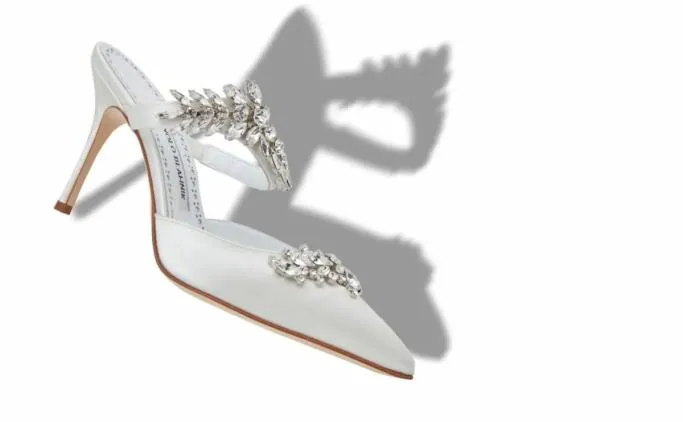 Mules Women Manolo Blahnik LURUMWhite Satin Crystal Embellished Mules