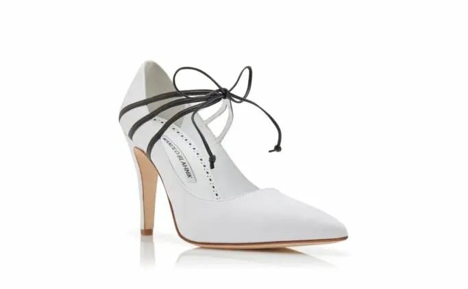 Pumps Women Manolo Blahnik BOMANHIWhite And Black Nappa Leather LaceUp Pumps Pumps Women Manolo Blahnik BOMANHIWhite And Black Nappa Leather LaceUp Pumps