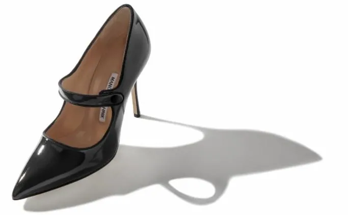 Pumps Women Manolo Blahnik CAMPARINEWBlack Patent Leather Pointed Toe Pumps