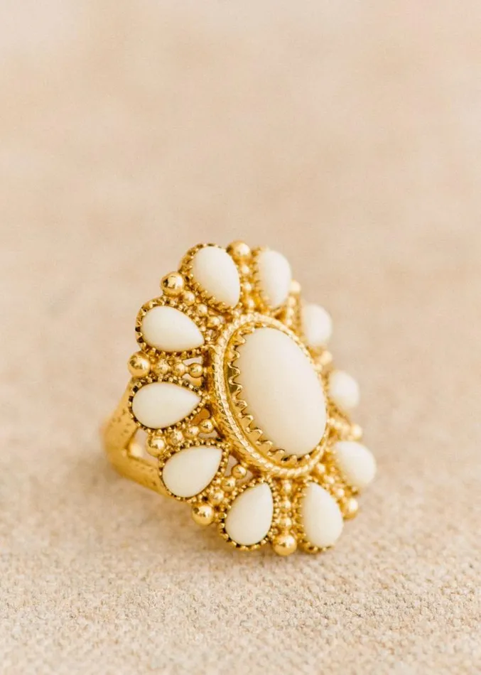 Szane Rings and Bracelets Womens Taylor Ring Ecru