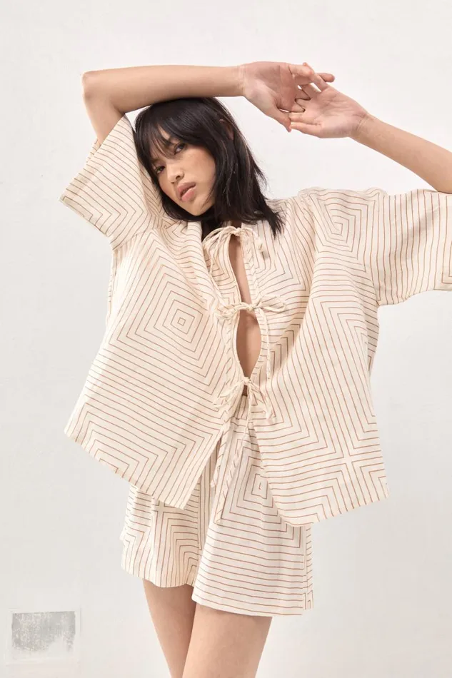 Short Sleeve Women VRG GRL Naomi Linen Smock Top Juno Short Sleeve Women VRG GRL Naomi Linen Smock Top Juno