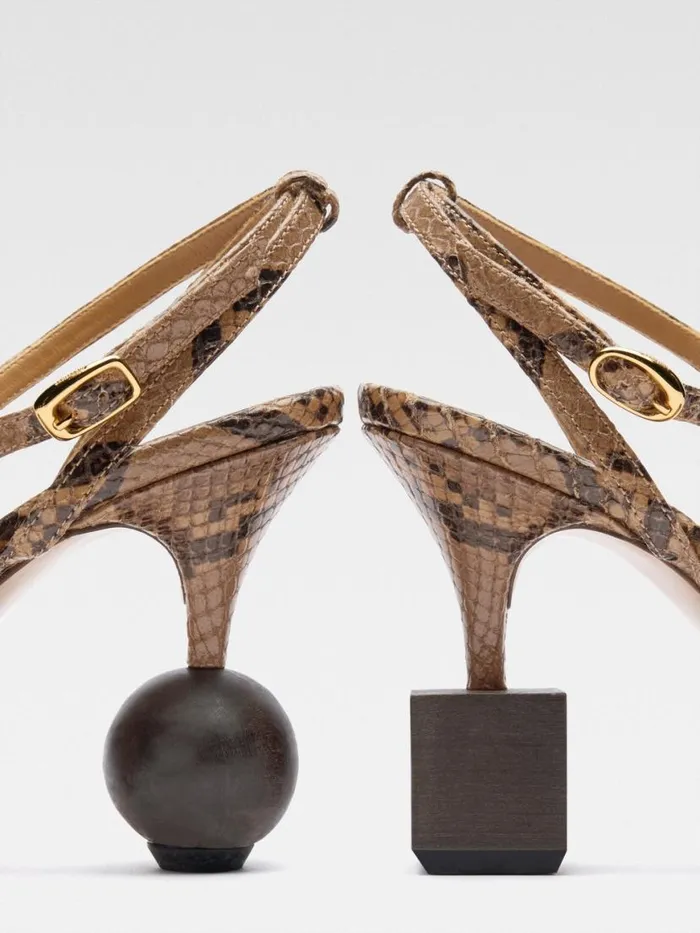 The Bisou Sandals Light Brown Women JACQUEMUS Shoes The Bisou Sandals Light Brown Women JACQUEMUS Shoes
