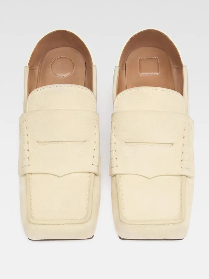 The Carr Loafers Pale Yellow Men JACQUEMUS Shoes The Carr Loafers Pale Yellow Men JACQUEMUS Shoes