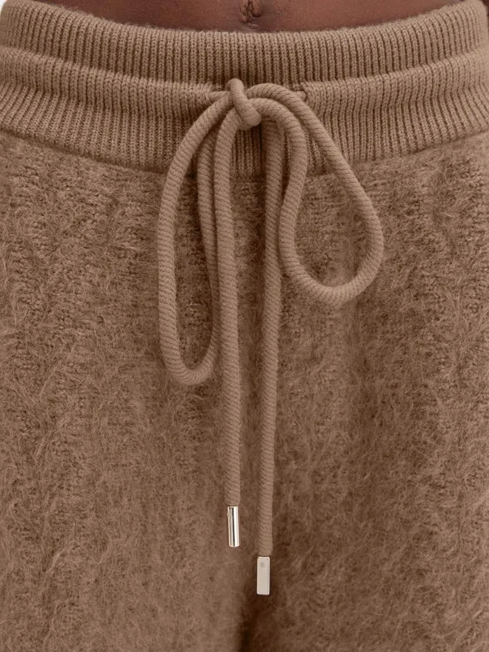 The Nuvola Shorts Camel WomenMen JACQUEMUS Trousers and Shorts The Nuvola Shorts Camel WomenMen JACQUEMUS Trousers and Shorts